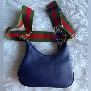 auth Gucci Attache Shoulder Bag Leather Small